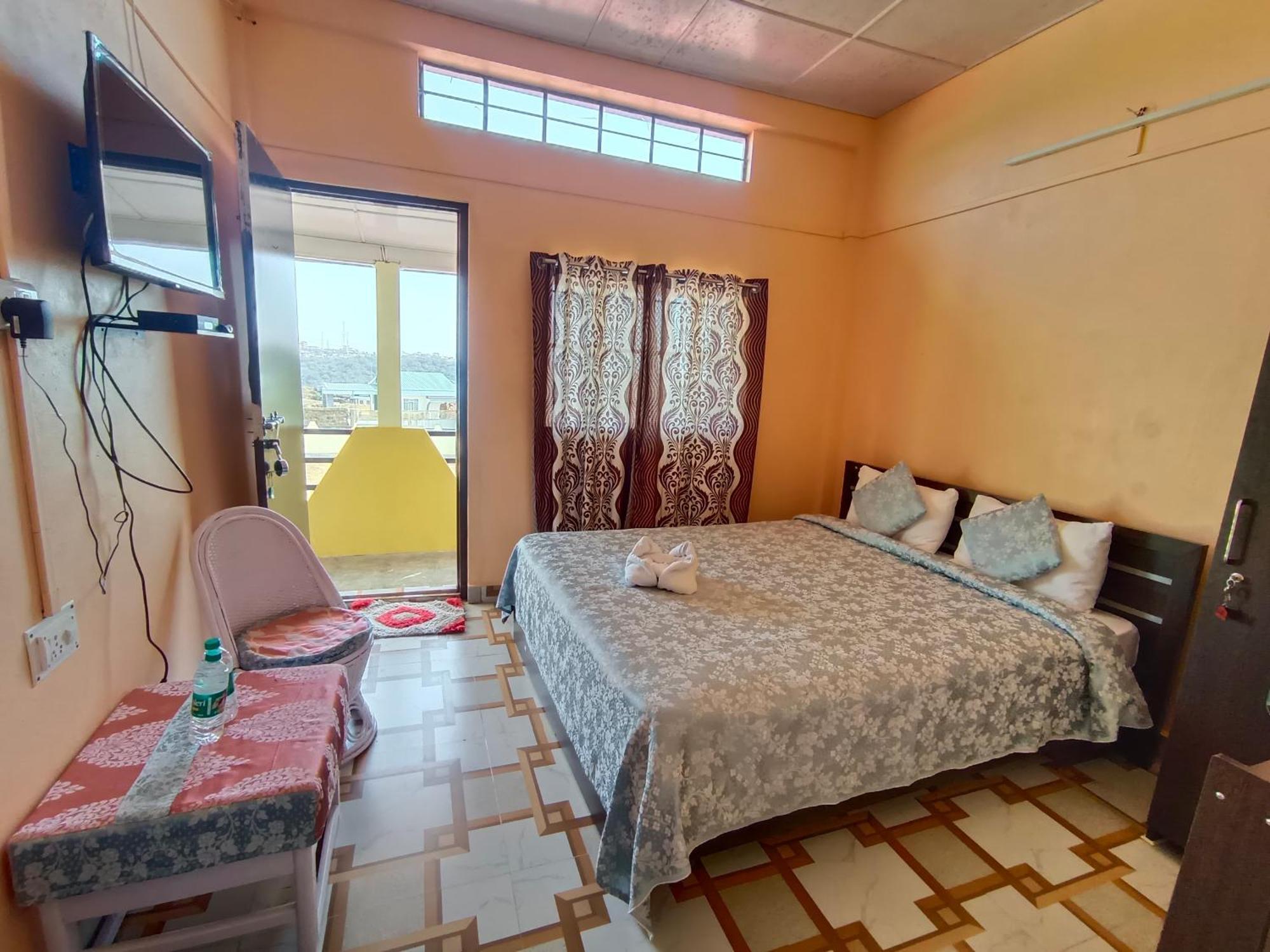 Serene Resort チェラプンジ エクステリア 写真