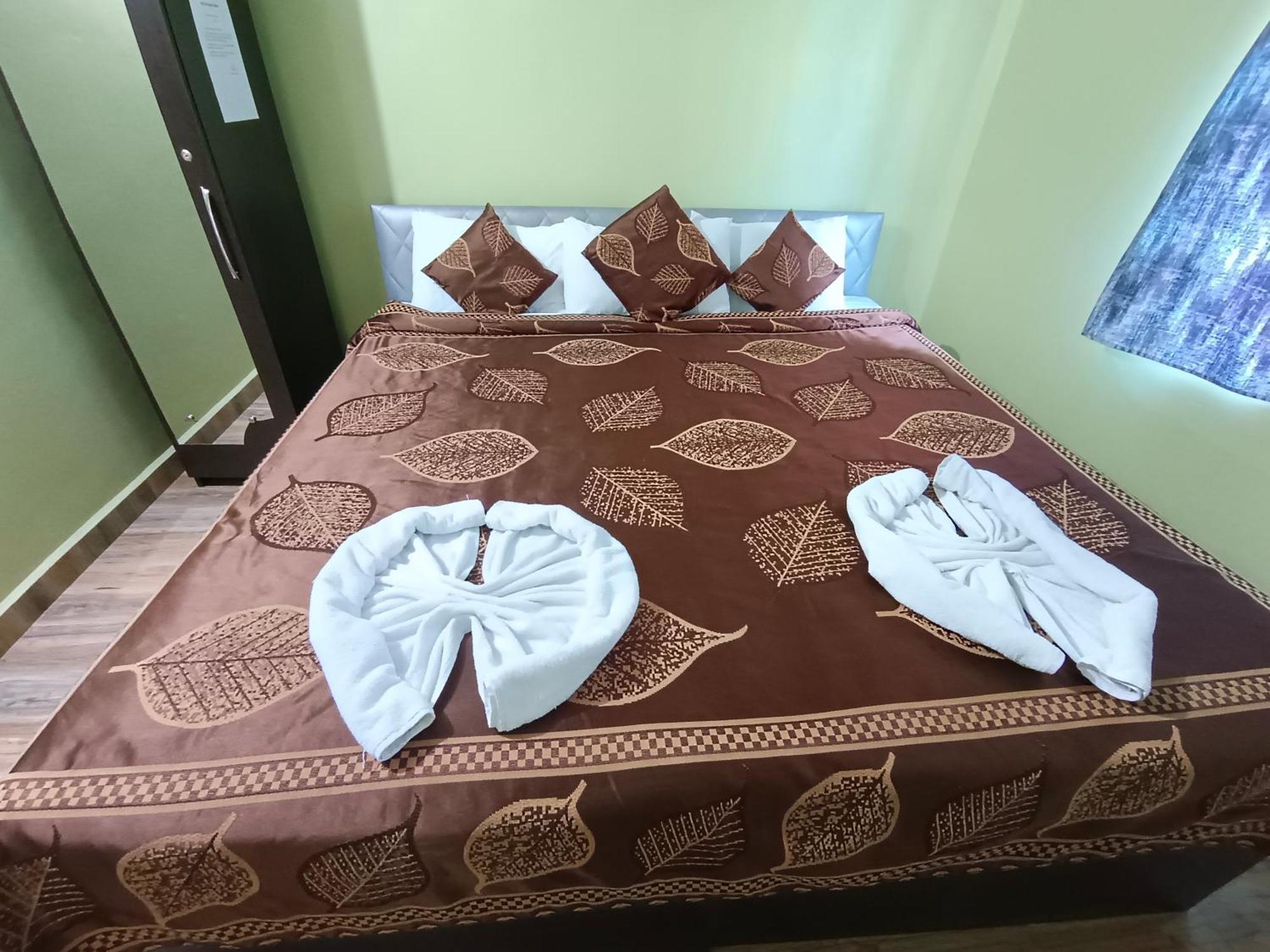 Serene Resort チェラプンジ エクステリア 写真
