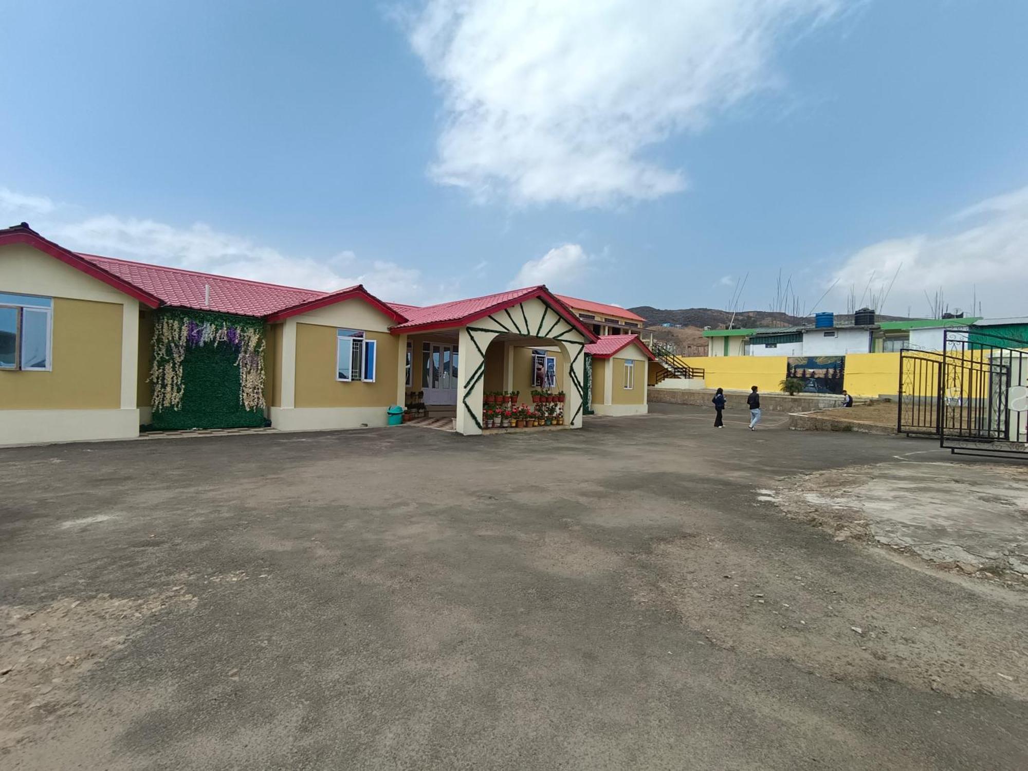 Serene Resort チェラプンジ エクステリア 写真